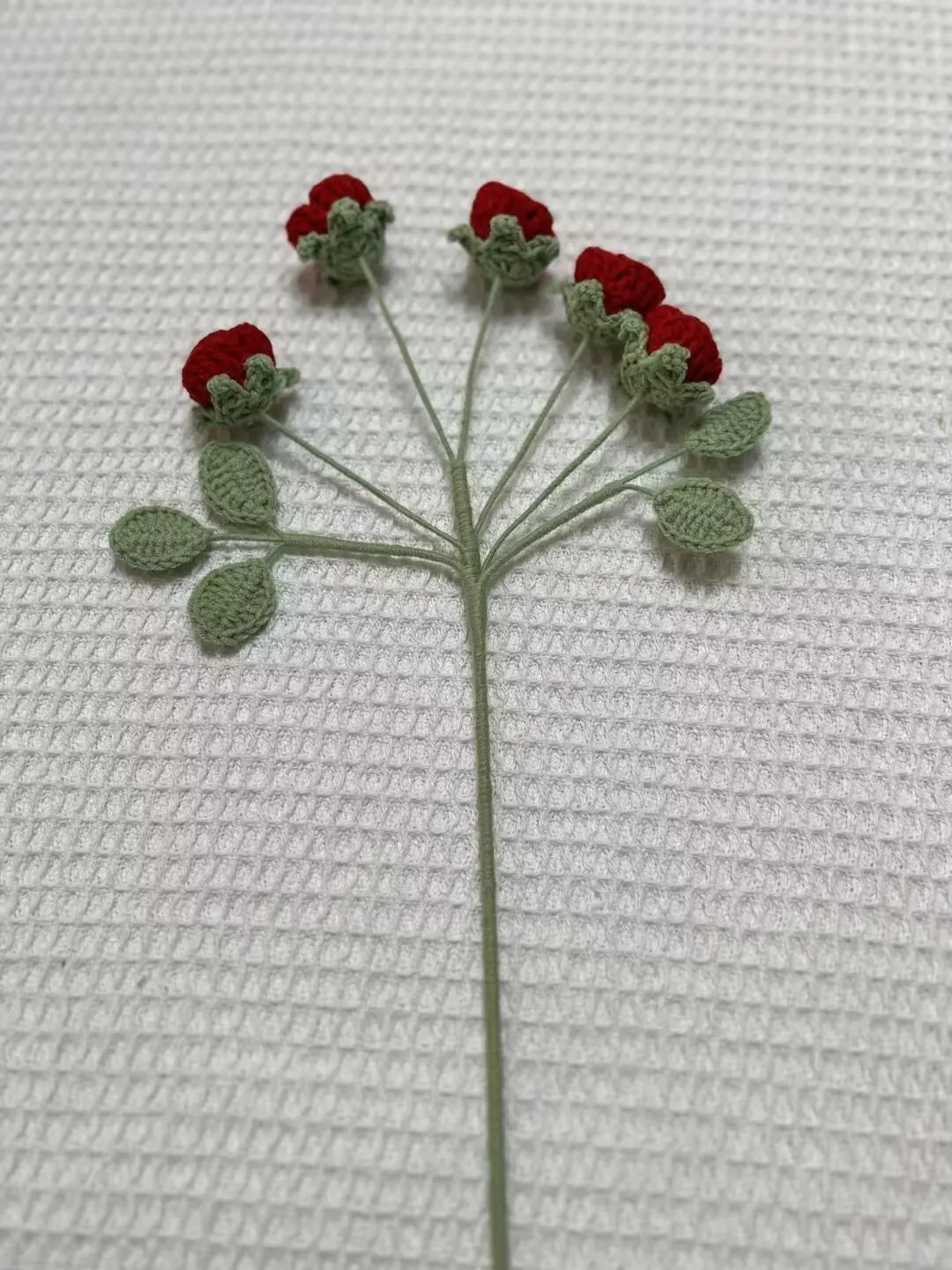 SY Crochet Rose  Flower Handmade Christmas Gift Red Roses Crochet Flower Bouquet Birthday Gift for Wife Girlfriend and Women
