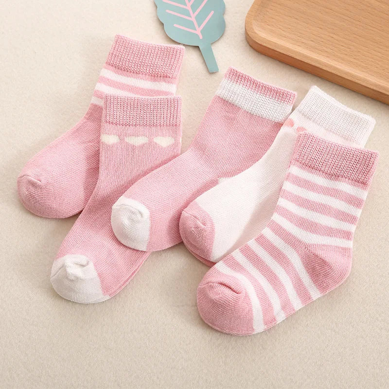2023 New Cotton Socks for Boys and Girls Wholesale Combed Cotton Spring Autumn Baby Cartoon Socks for Children
