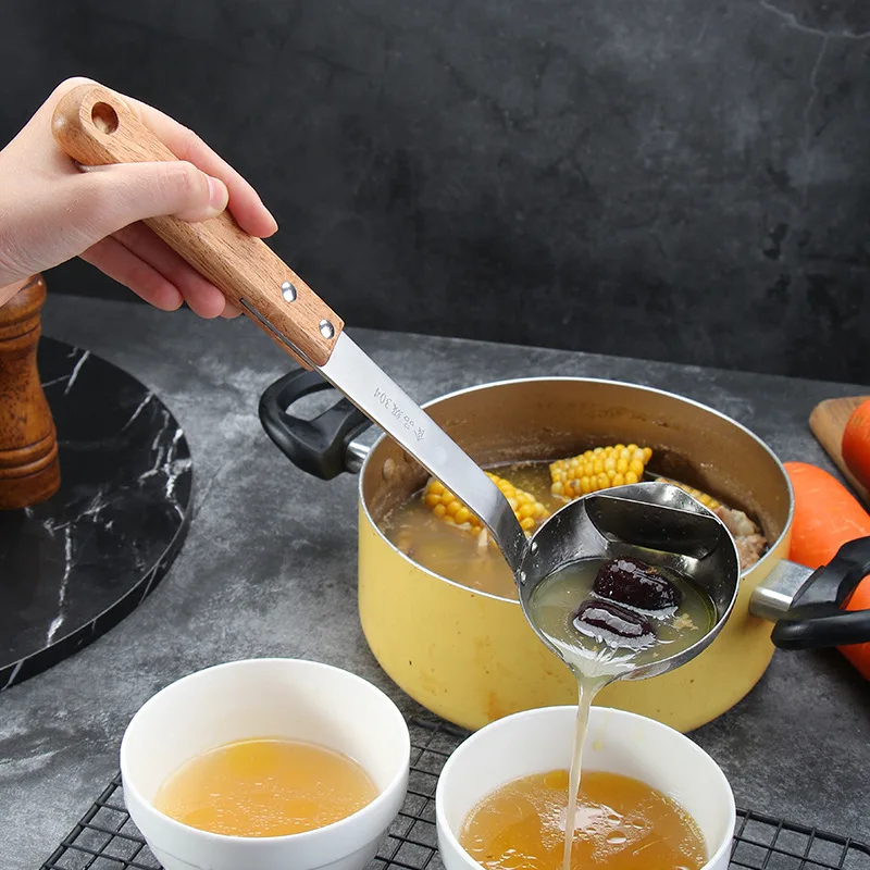 Wholesale kitchen household wooden handle 304 stainless steel creative multi-purpose hot pot soup spoon