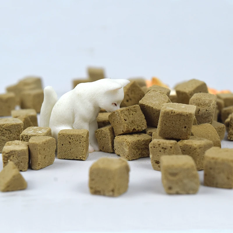 Высокое качество сублимированный Кубы куриной печени оптовая продажа вкусные натуральные полезные лакомства для домашних животных кошек или собак высокая вкусность