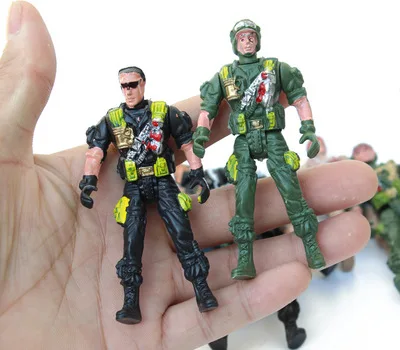 1 Pc WPL Simulate Action Figure Doll 9cm Random Delivery RC Car Parts Spray Paint Edition For WPL B36