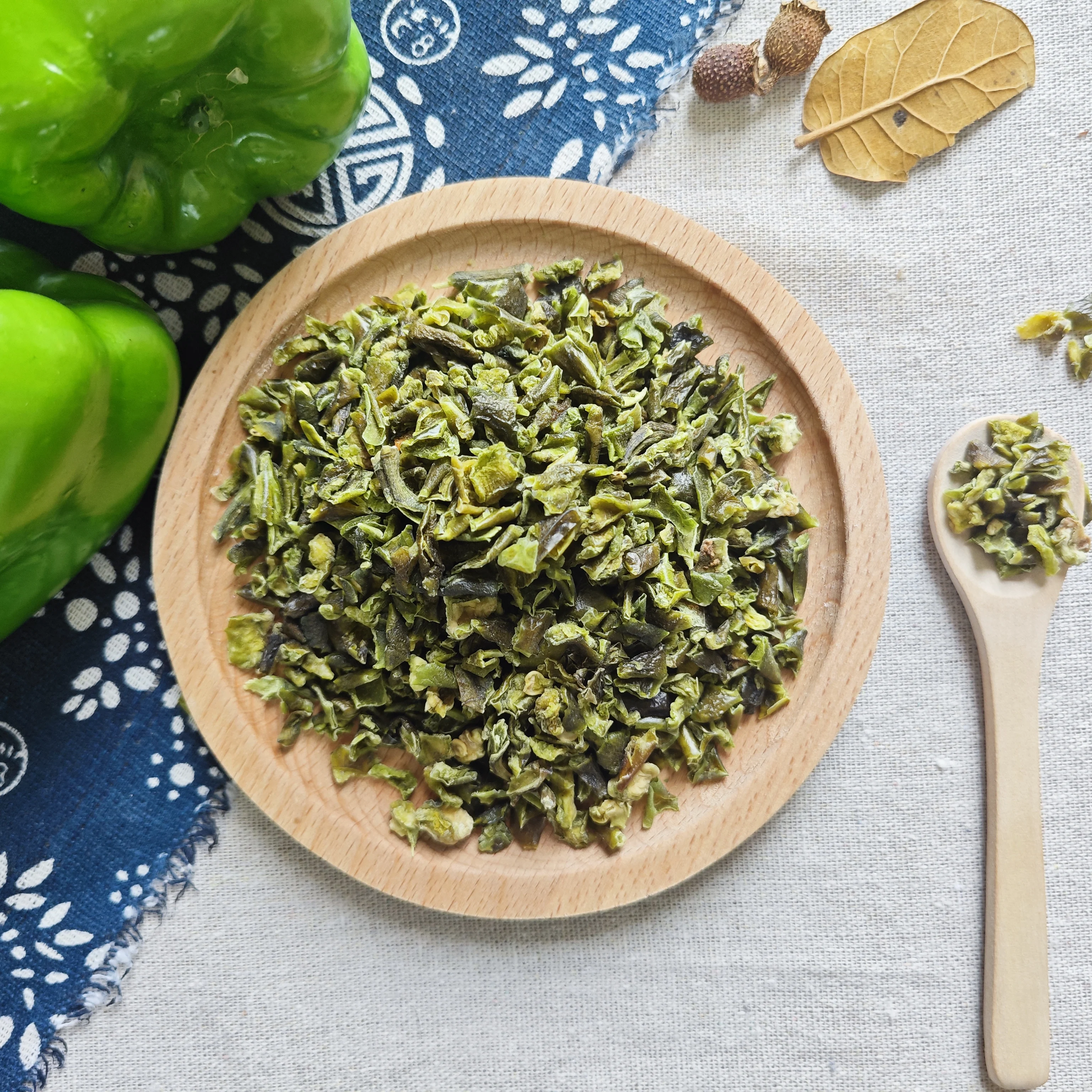 High Quality Dehydrated Green Bell Pepper Flakes Granules Factory Supply Air Dried