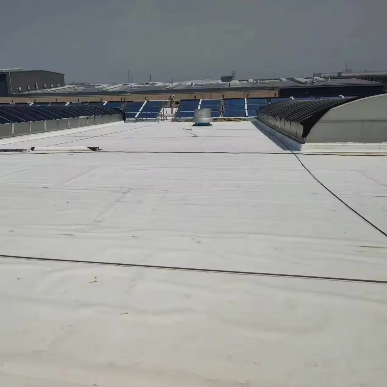Pre-applied thermoplastic polyolefin tpo exposed single ply layer roof membrane with fiber backing exposed waterproof membrane