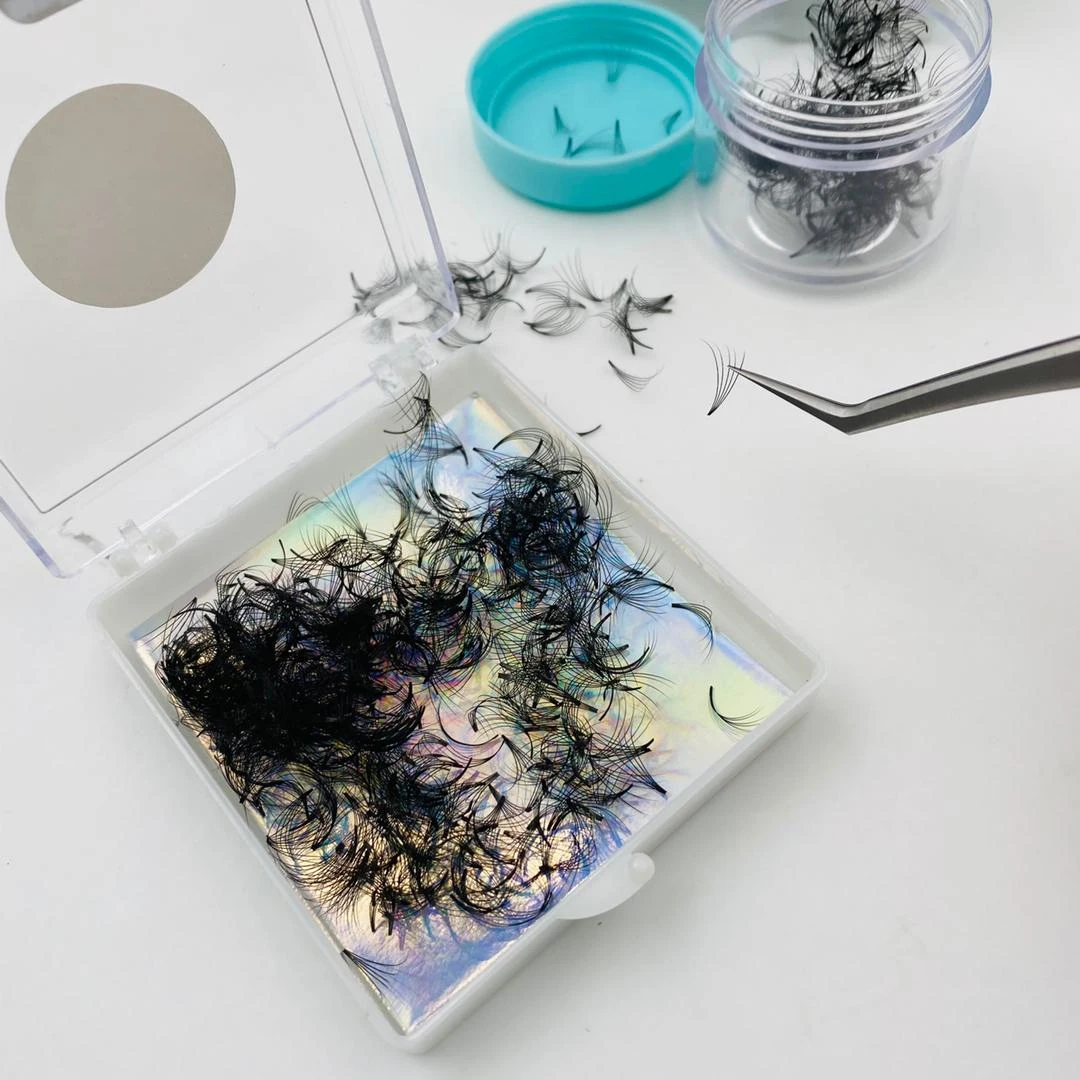 Customized Handmade Promade Fan Premade Loose Volume Fans Eyelashes Extensions Russian Volume Lashes 0.05 0.07 mm False eyelash