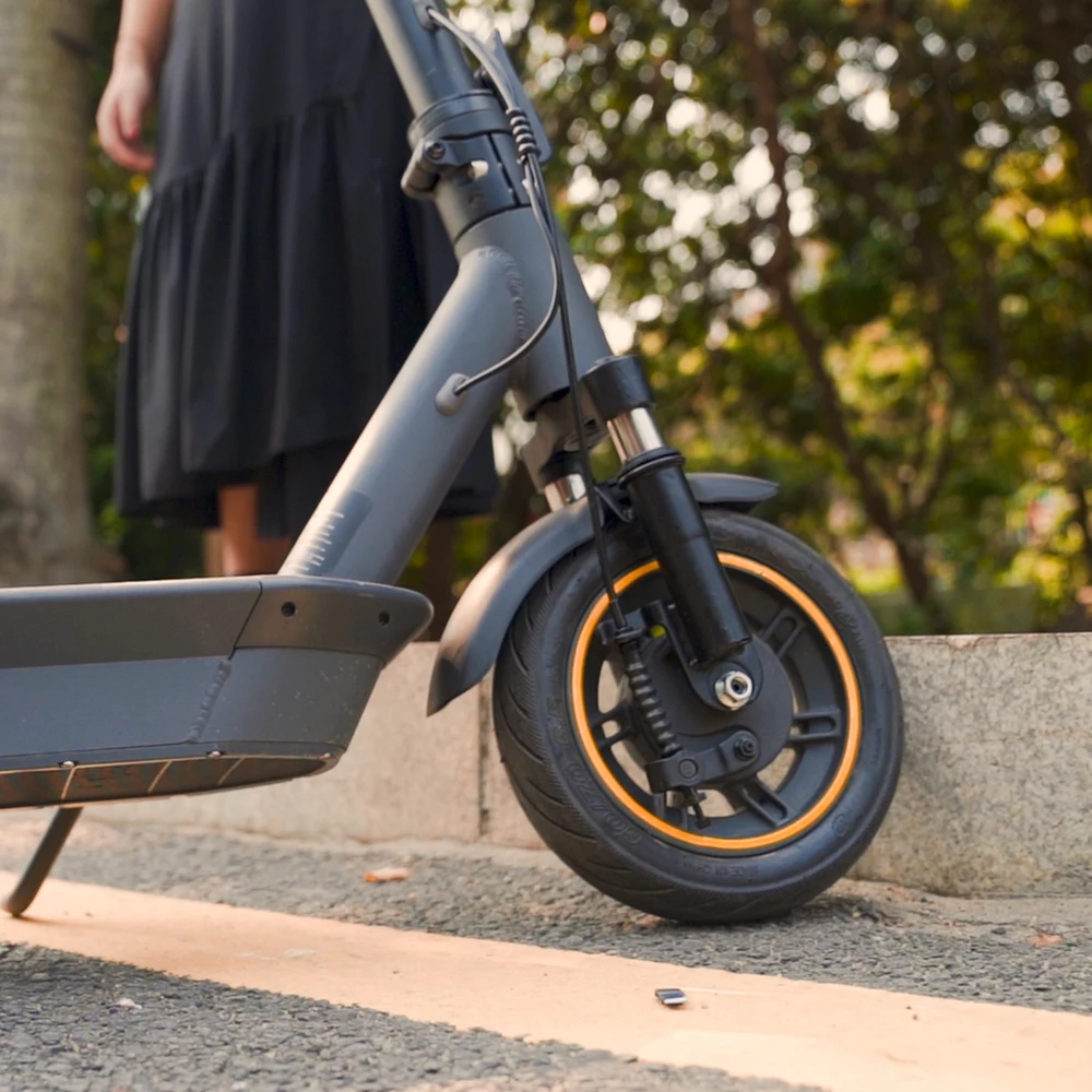 EU Stock in Germany Big Wheel 10 inch Folding Fast Electric Scooters For Adult Wholesale MAX G30 E Scooter 36V 15AH With APP