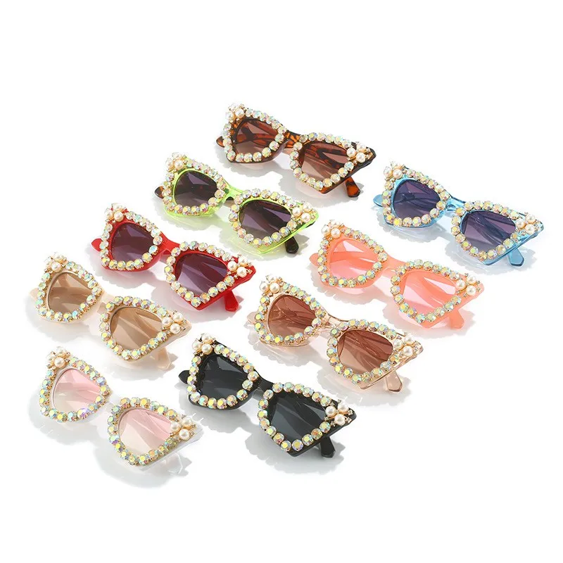 Luxury design pearl diamond trendy ladies sunglasses hip hop eyewear 2023