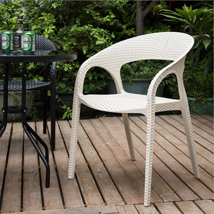 Restaurant coffee shop PP plastic stackable white plastic chair