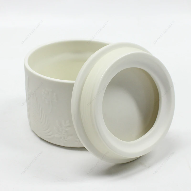 Aroma Wholesale Custom Logo Luxury Unique Various 8oz 9oz 10oz Candle Container Decorative White Ceramic Candle Jar with Lids