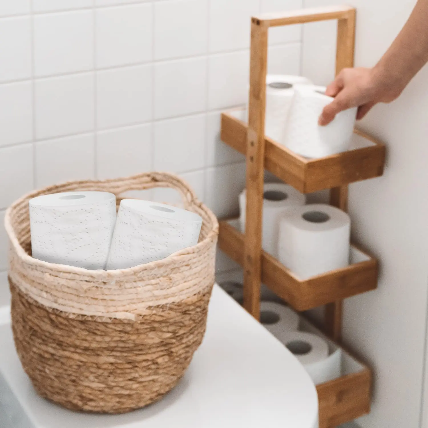 Bathroom White Toilet Tissue Roll Bamboo Toilet Paper