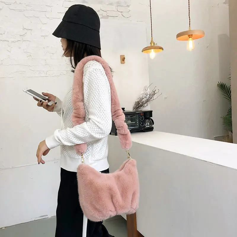 
Ladies plush winter thick chain shoulder handbags ladies fashion luxury ladies handbags 