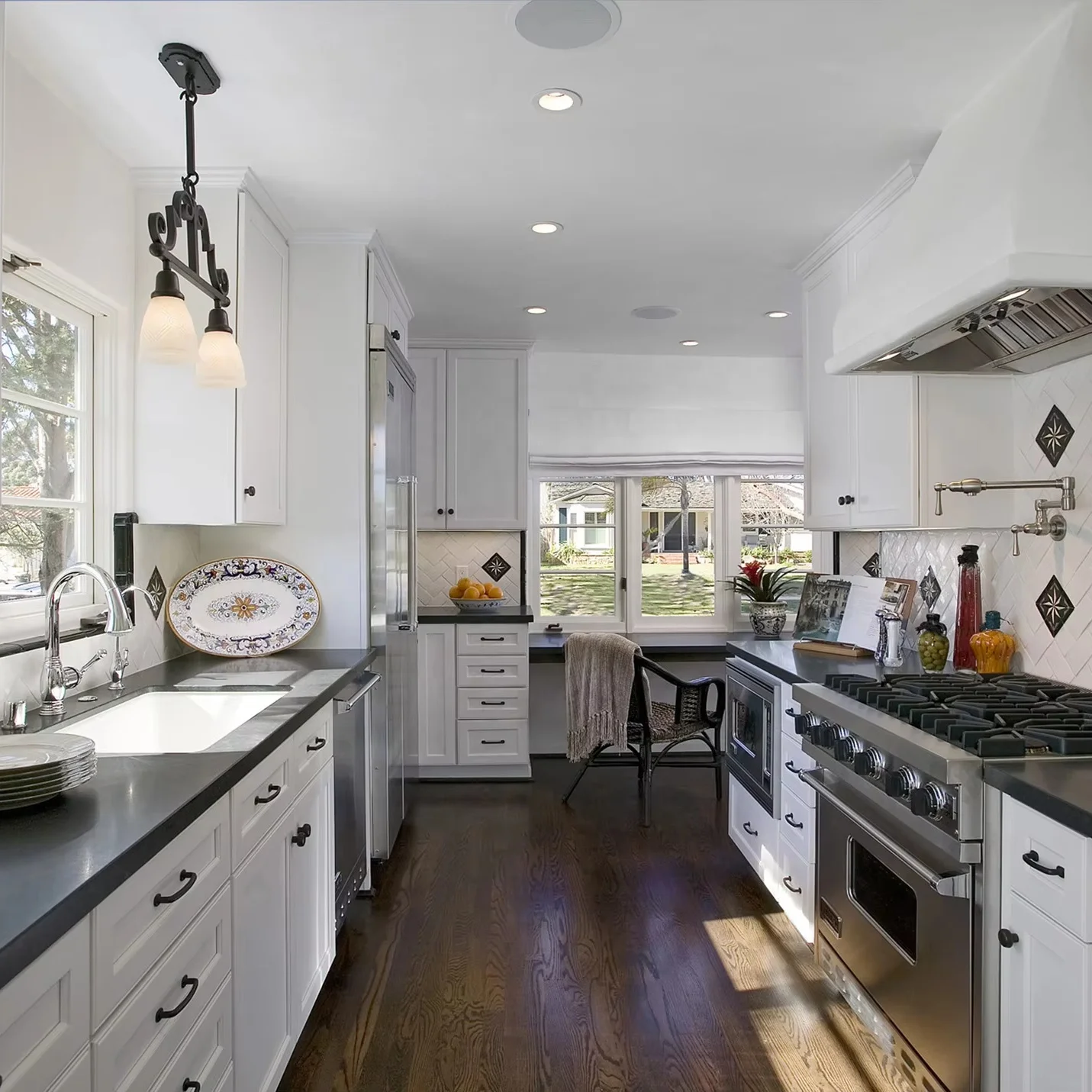 Stainless Melamine Kitchen Cabinet Glass Door MDF Laminate Resin Artificial Marble Accessorized Faucet Drawer Basket Storage