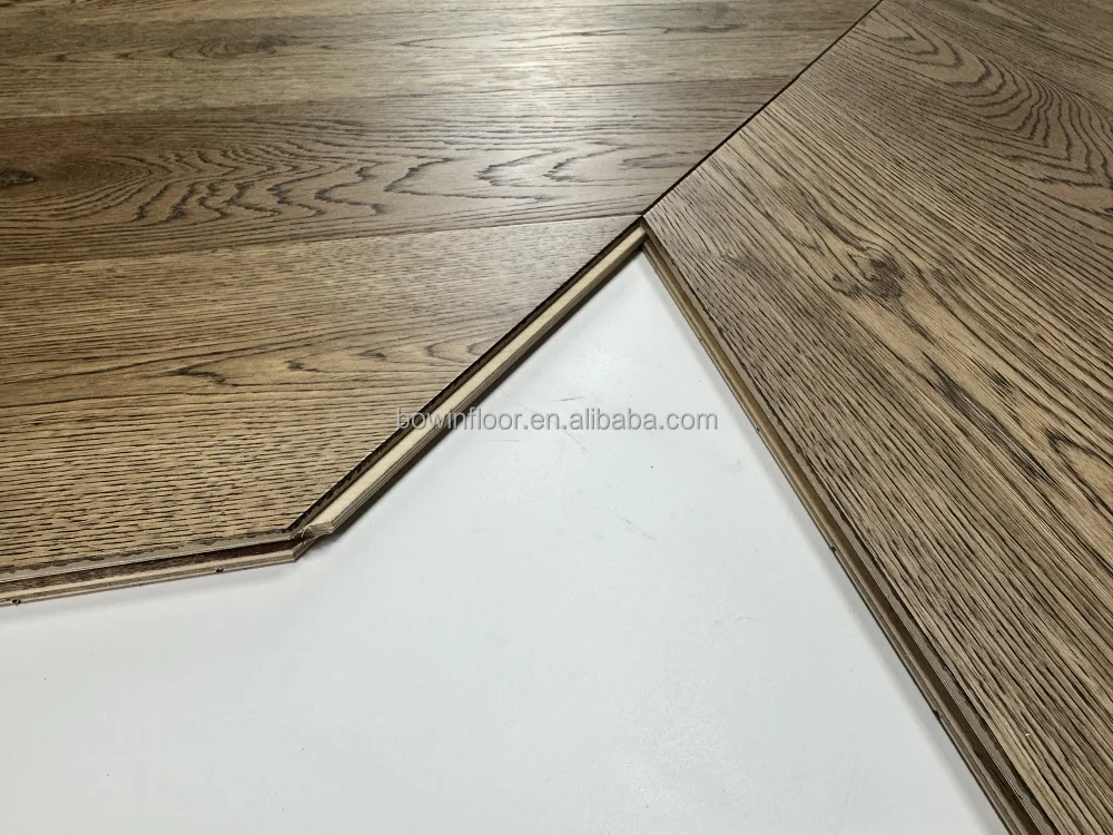 153 mm wide oak fishbone flooring wire brushed oak chevron parquet floor