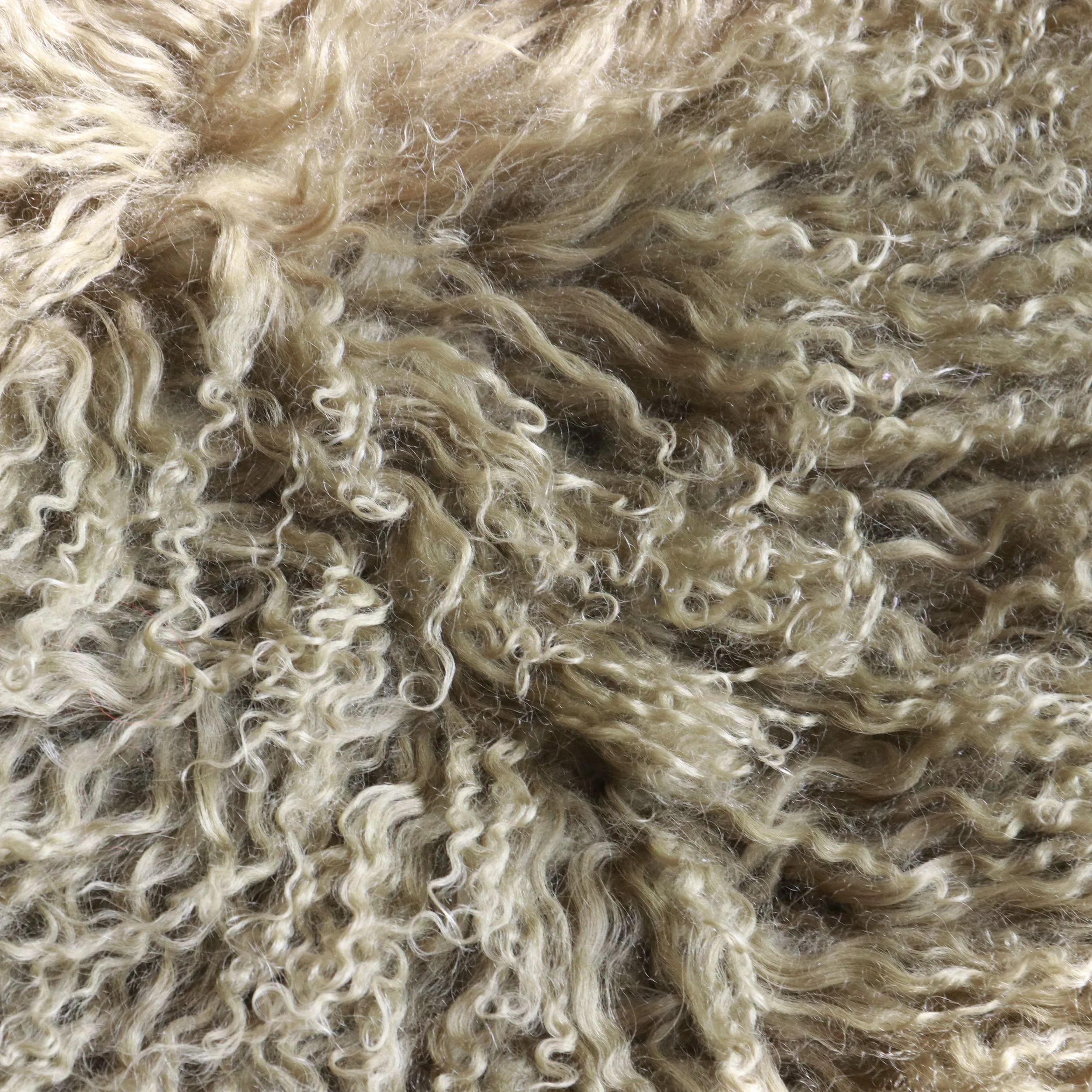 Wholesale Supply Custom Dyed Deep Brown Color Natural Curly Long Hair Tibetan Lamb Skin Plate Rugs