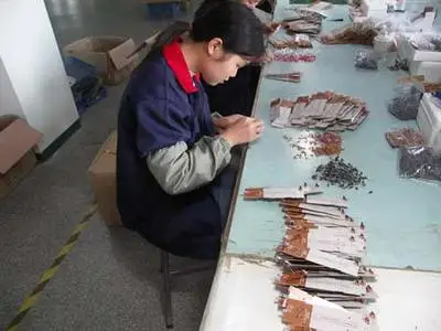 Hot Sale CHUNHOP E-L905 Universal TV Remote Control Remote Controller for LED LCD HDTV 3DTV