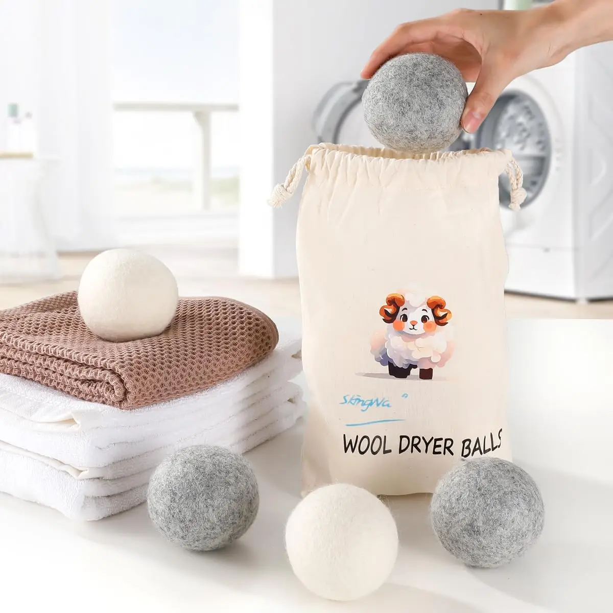 Premium New Zealand Wool Laundry Dryer Felt Balls Reusable Chemical Free Natural Organic Wool Dryer Balls