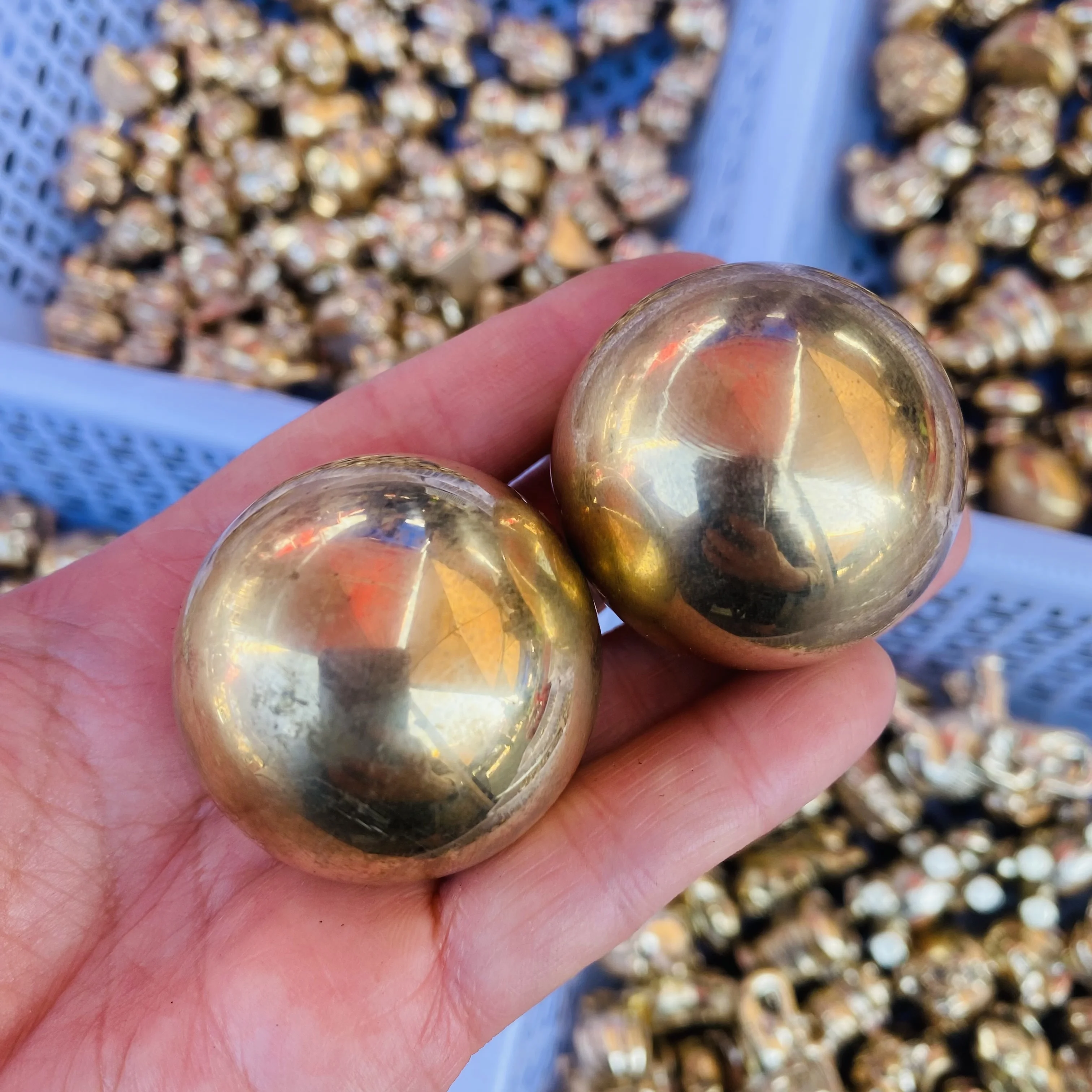 Wholesale healing chalcopyrite sphere natural pyrite crystal ball for gift decoration