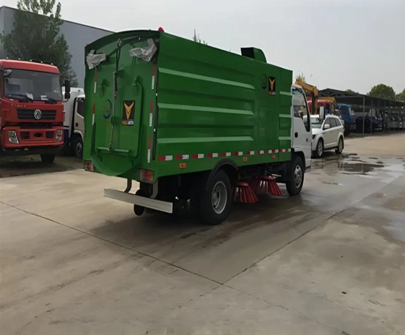 Sweeper Machine Road Cleaning Sweeper Truck for Sale