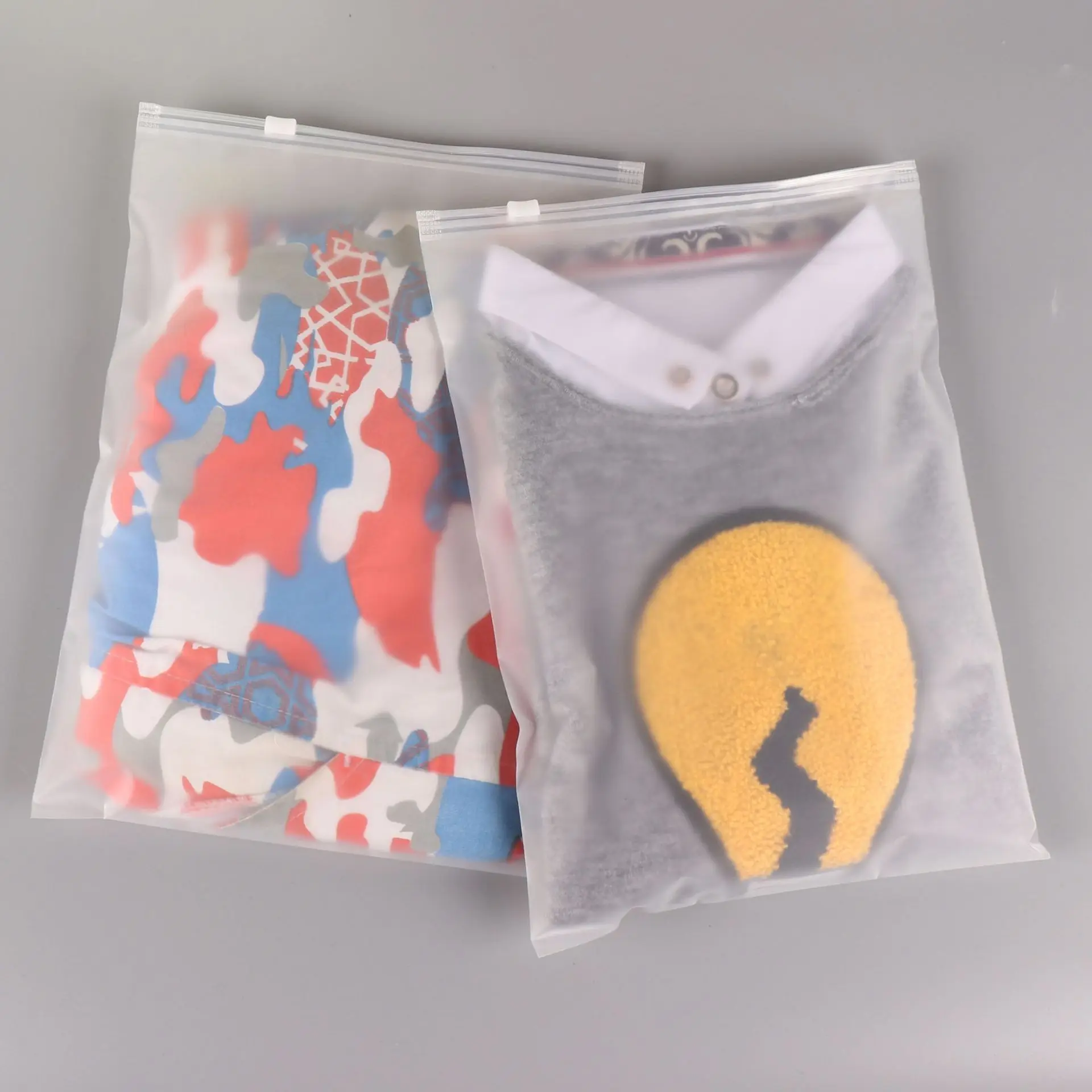 High Quality Custom Frosted Slider Bag Clear Zipper Clothes Socks Underwear-Reusable PET Plastic Storage Packaging Zip Lock