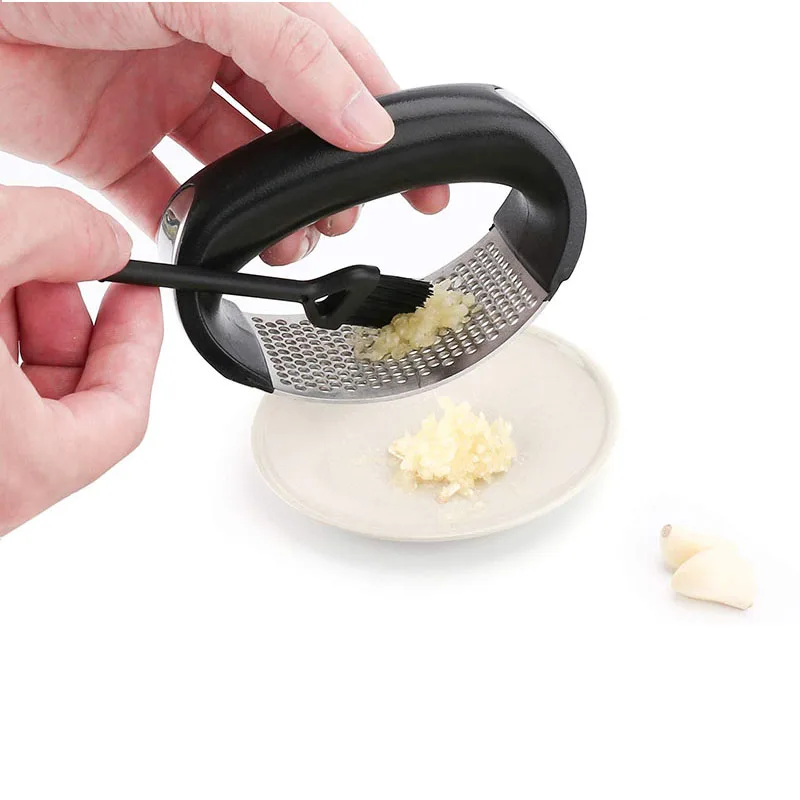 Kitchen Gadgets Stainless Steel Garlic Press With Silicone Peeler And Cleaning Brush Garlic Crusher Garlic Press Rocker