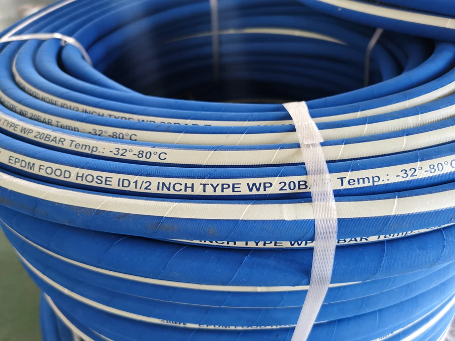 high quality  UHMWPE  film  Chemical Suction and delivery  rubber hose Transfer Hose with anti static wire