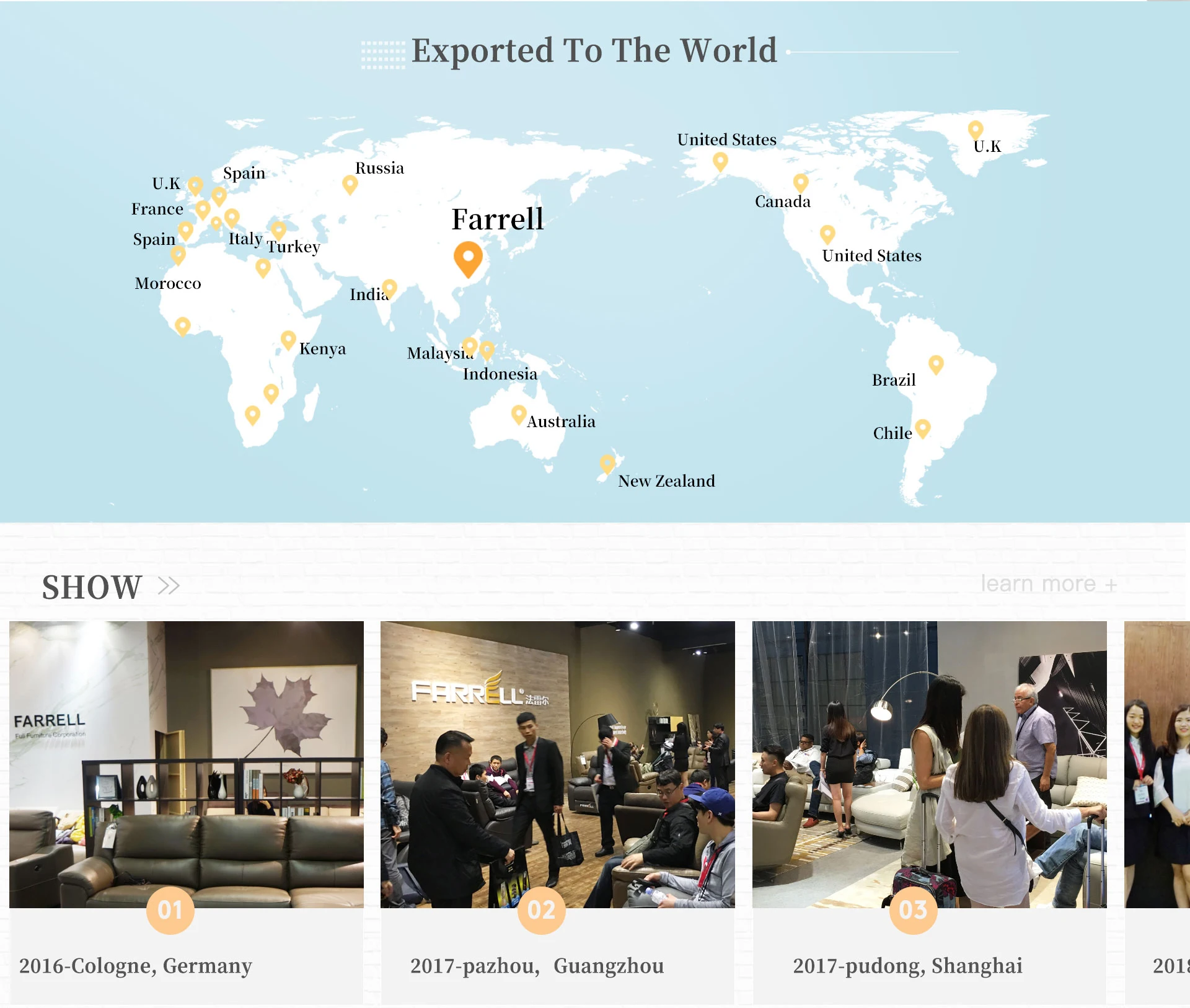 brown and turquoise living room.202106.jpg