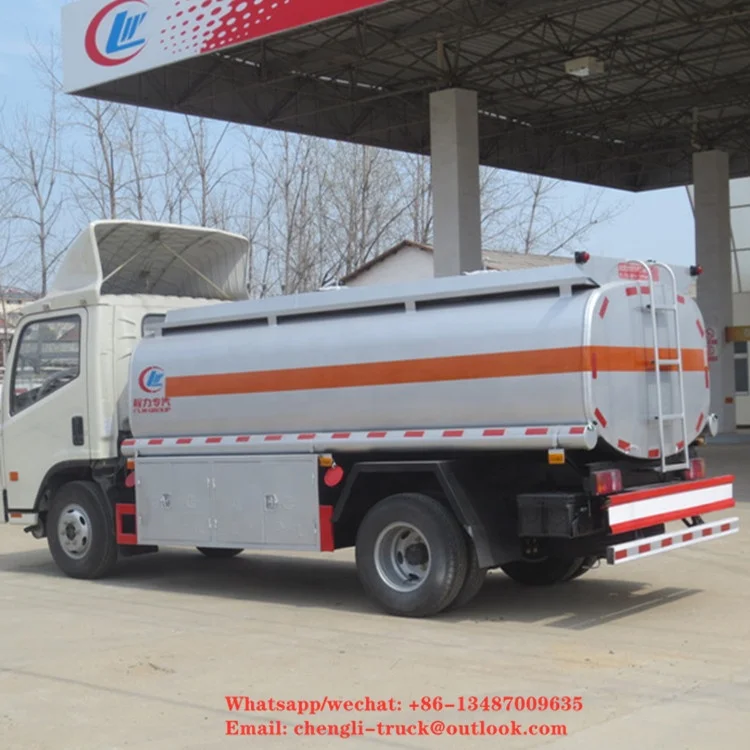 Foton fuel tank truck 6 wheel 108hp small 5000L fuel truck for sale