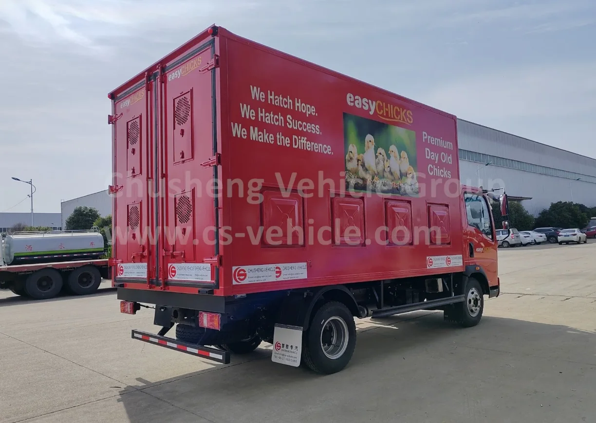 Customized HOWO 4X2 Live Baby Chick Poultry Delivery Truck