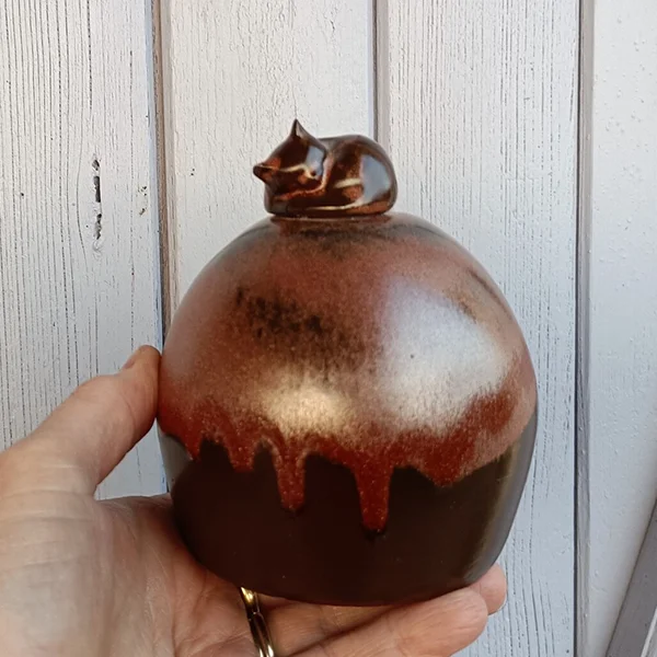 Wholesale custom keepsake kitten urns hand made multi colour glazed ceramic cremation urns for pet cremated ashes