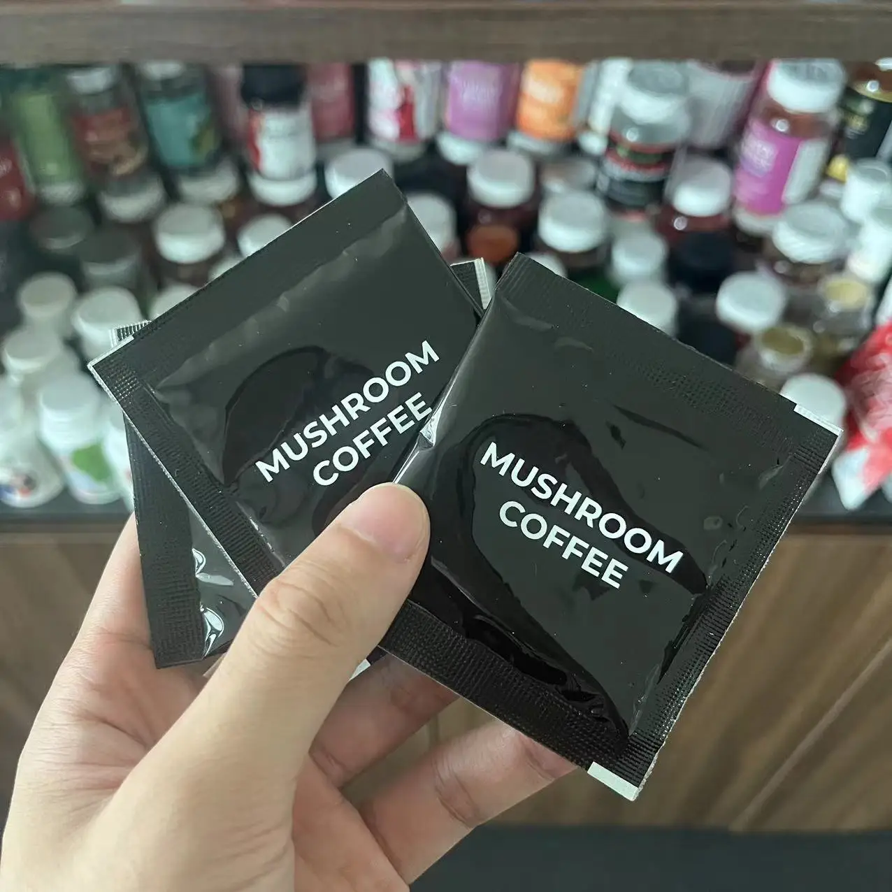 Private Label Natural Herbal Organic Lions Mane Ganoderma Instant Chaga Mushroom Coffee