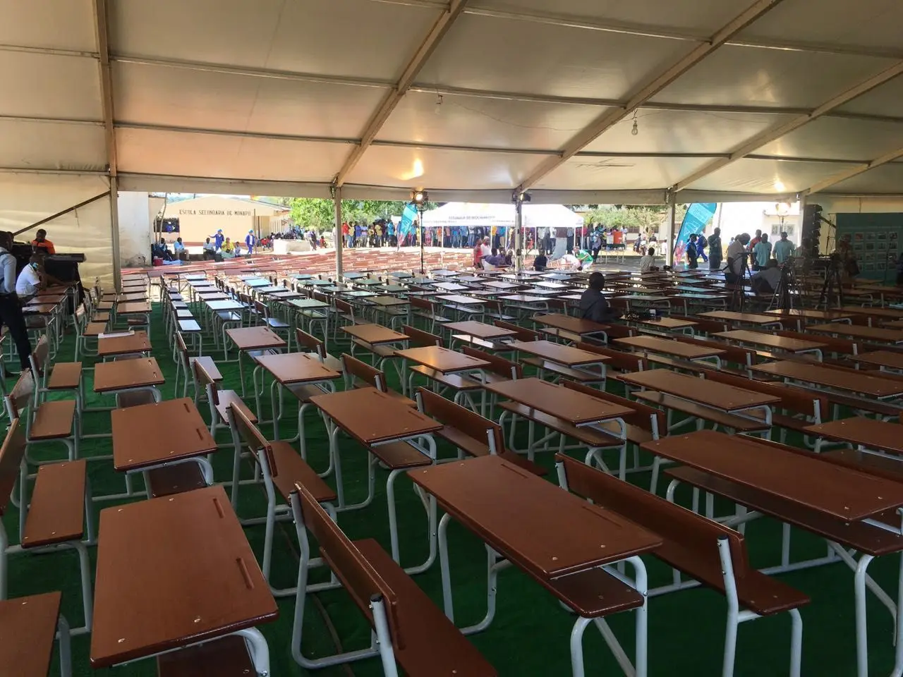 Middle student furniture desk an dchair price of school table bench