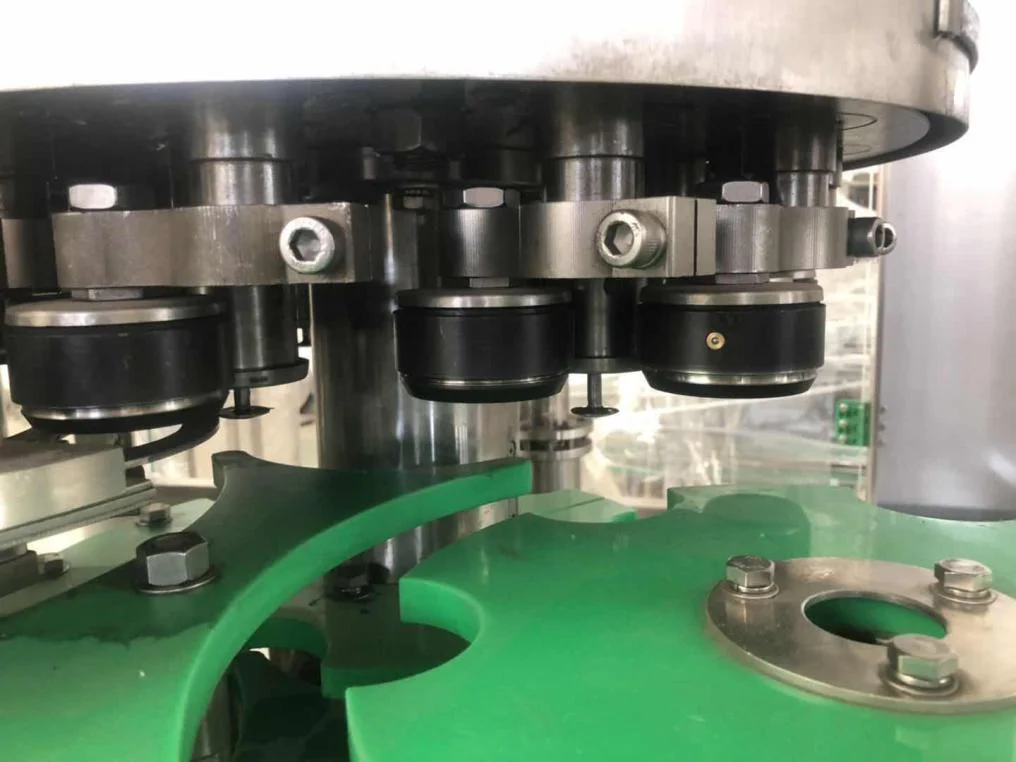 Автоматические жестяные банки Higee машина для запечатывания напитков соков вина спиртных жидкостей Пивных Банок