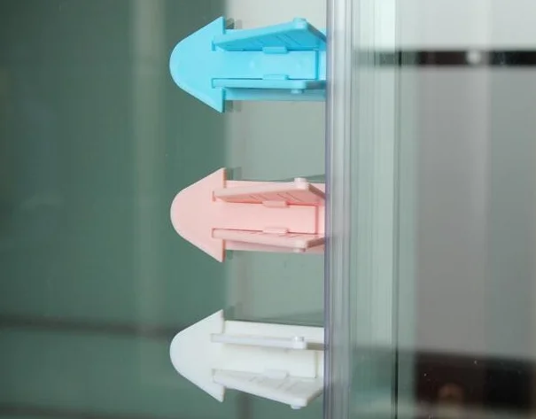 Plane Type Fold the Wings Together to Stop Door Opening Sliding Door Lock