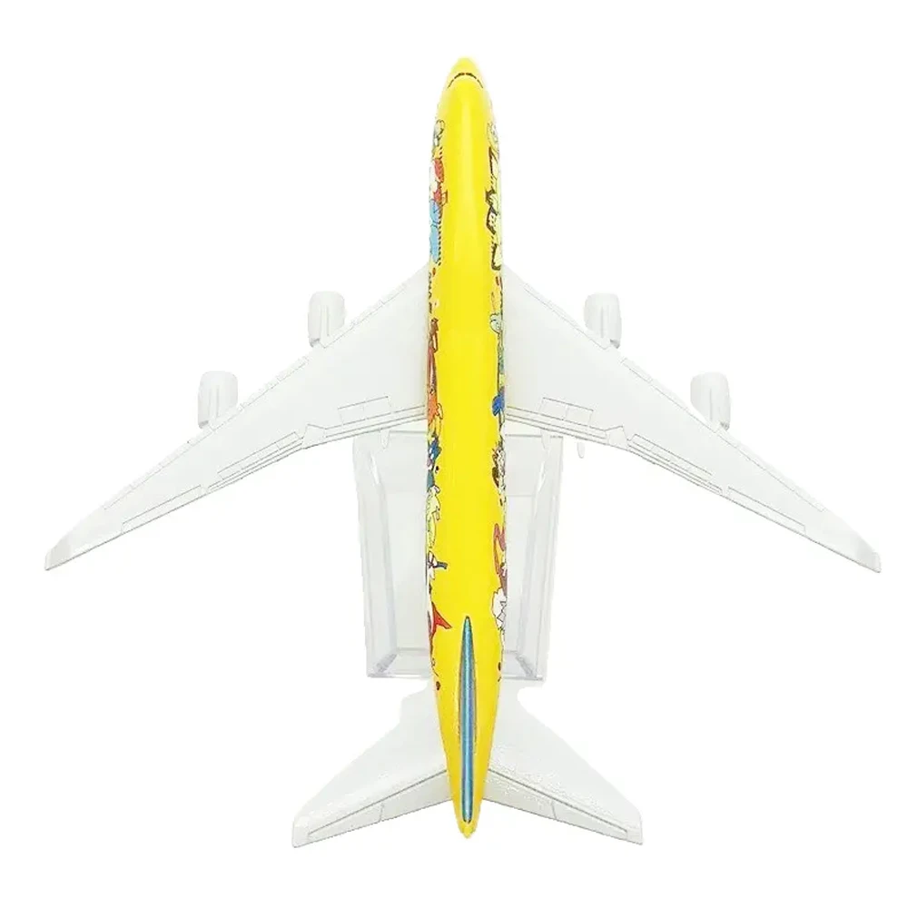 16cm 747 Alloy Aircraft Pikachu Japanese Planes Toys Pickup 747 Alloy Aircraft Model Passenger Aircraft with Landing Gear