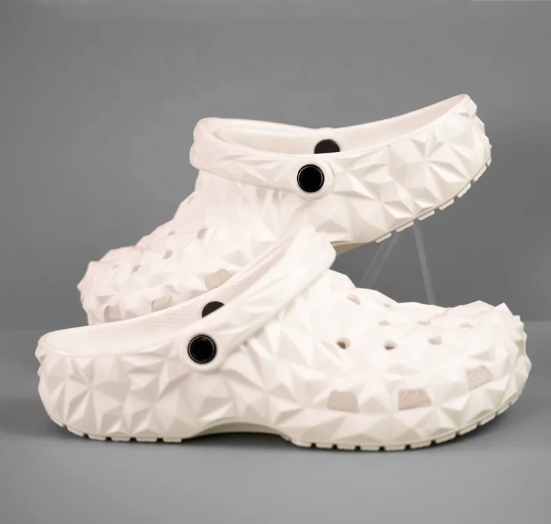 Soft EVA Clogs  Home Slippers For Women Quickly Dry Breathable Slippers For Men outdoor Slippers