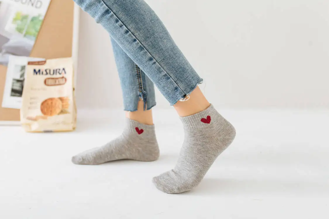 Women ankle socks anti-slip colorful red  heart invisible socks girl summer  socks  wholesale factory
