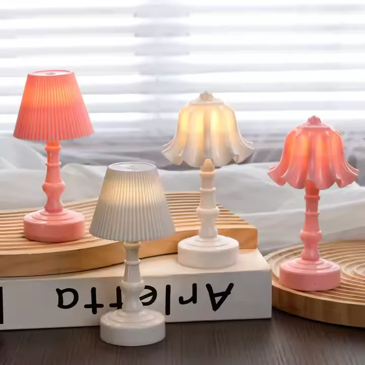 Minimalist decorative lamp small table light mini ornament small night lamp cute tabletop bedside atmosphere lamp Linglan flower