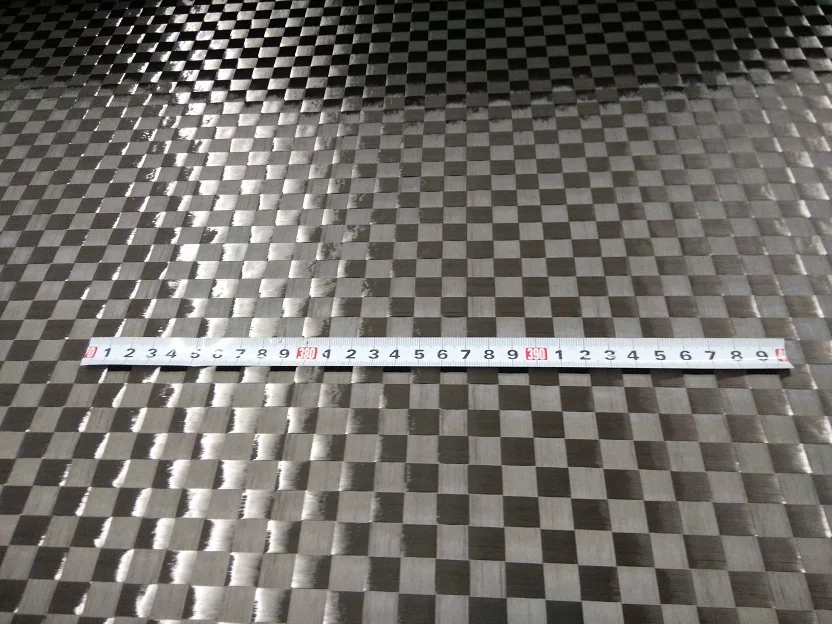 High Quality Plain Tight Stabilized Weave T700 Yarn 12k Spread Tow   Electroplated colored Carbon Fibre Fabric