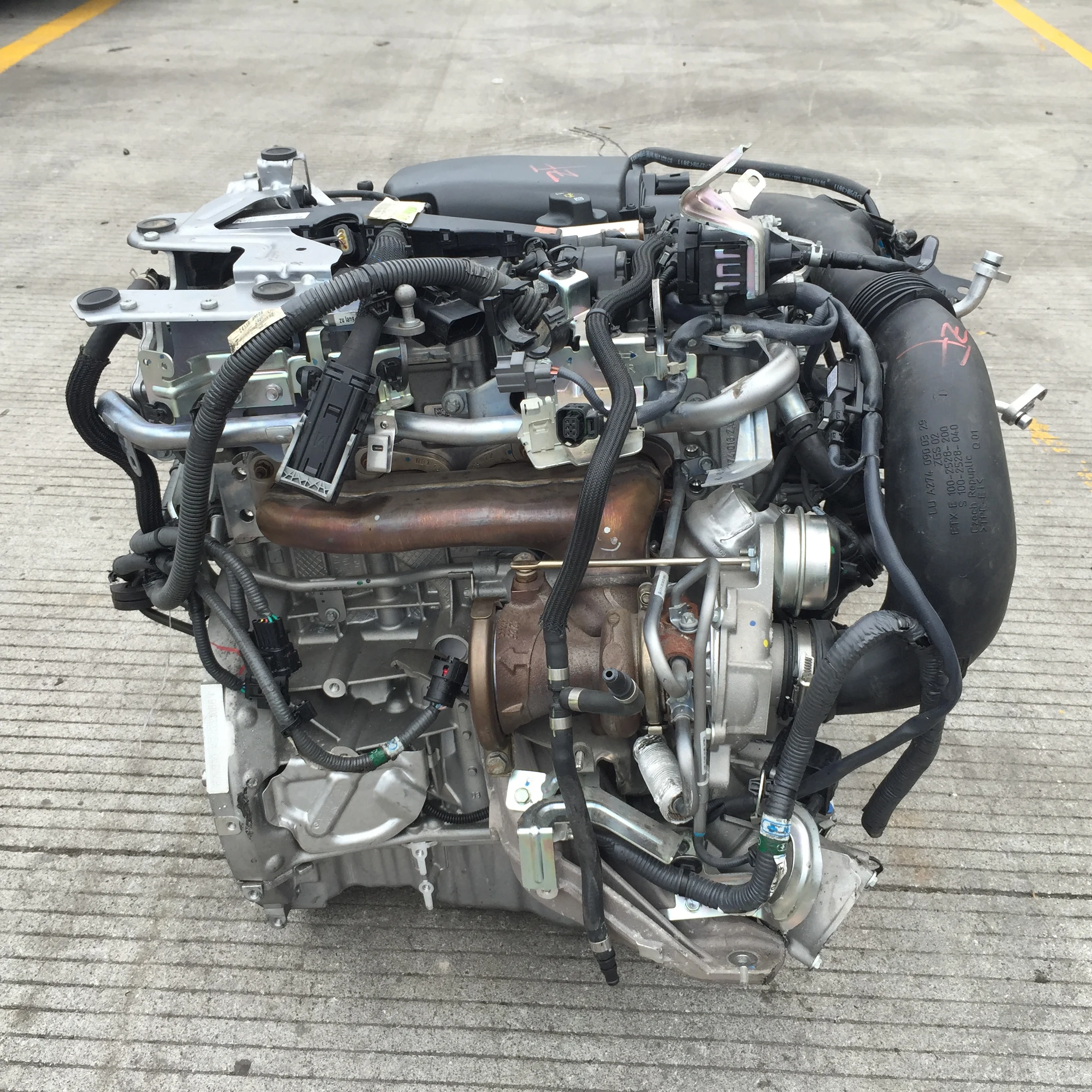 Wholesale Used Engine for Mercedes Benz C250 C300 E180 E200 E260 GLC300 GLC250 GLC200 GLC260 M274.920 Engine