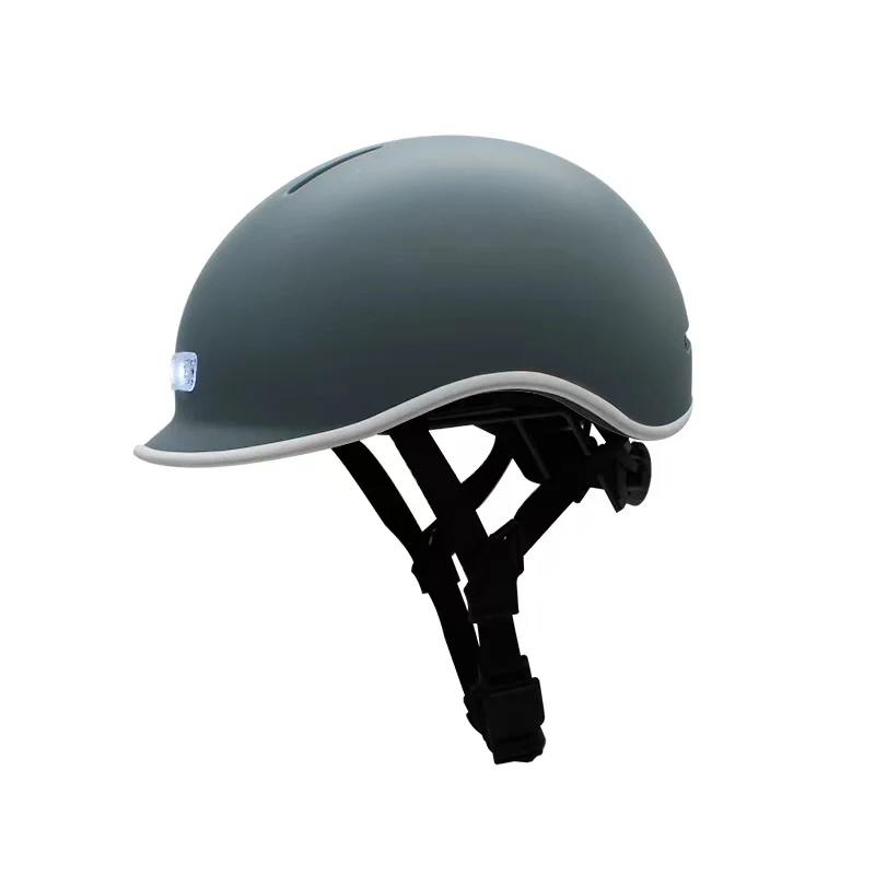 New Model Helmet Skateboard Helmet Cycling Helmet Roller Skating Sports Safety Hat with Front and Rear Light CE CPSC