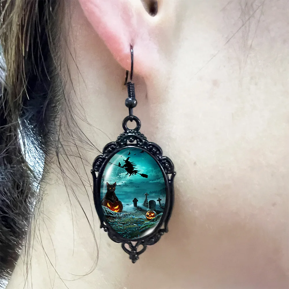 Cross Border 2024 Hot Gothic Earrings Vintage Crystal Glass Witch Dangle Earrings Black Halloween Earrings Jewelry for Women