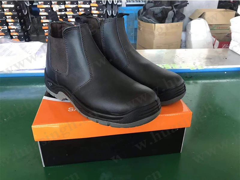 YYN, durable pull on safety ankle boots outdoor work non slip safety shoes with steel toe HSB251