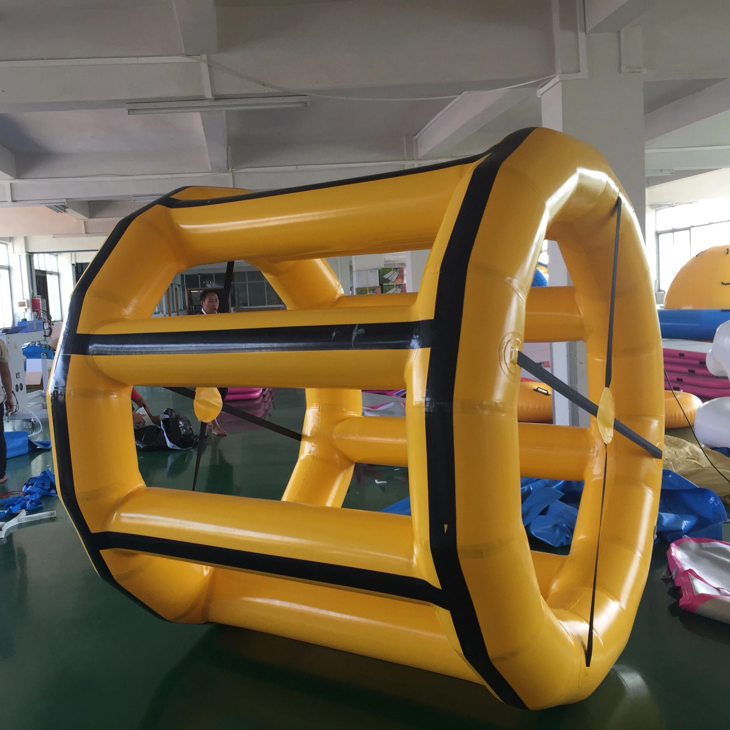 PVC / TPU Swimming Pool Toys Floating Walking Ball Inflatable Water Roller Ball for Sale