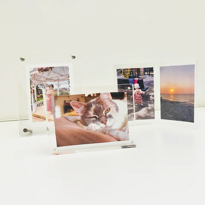 Modern Acrylic  Magnetic  Photo Frame Clear Picture Frame with Stand for Family