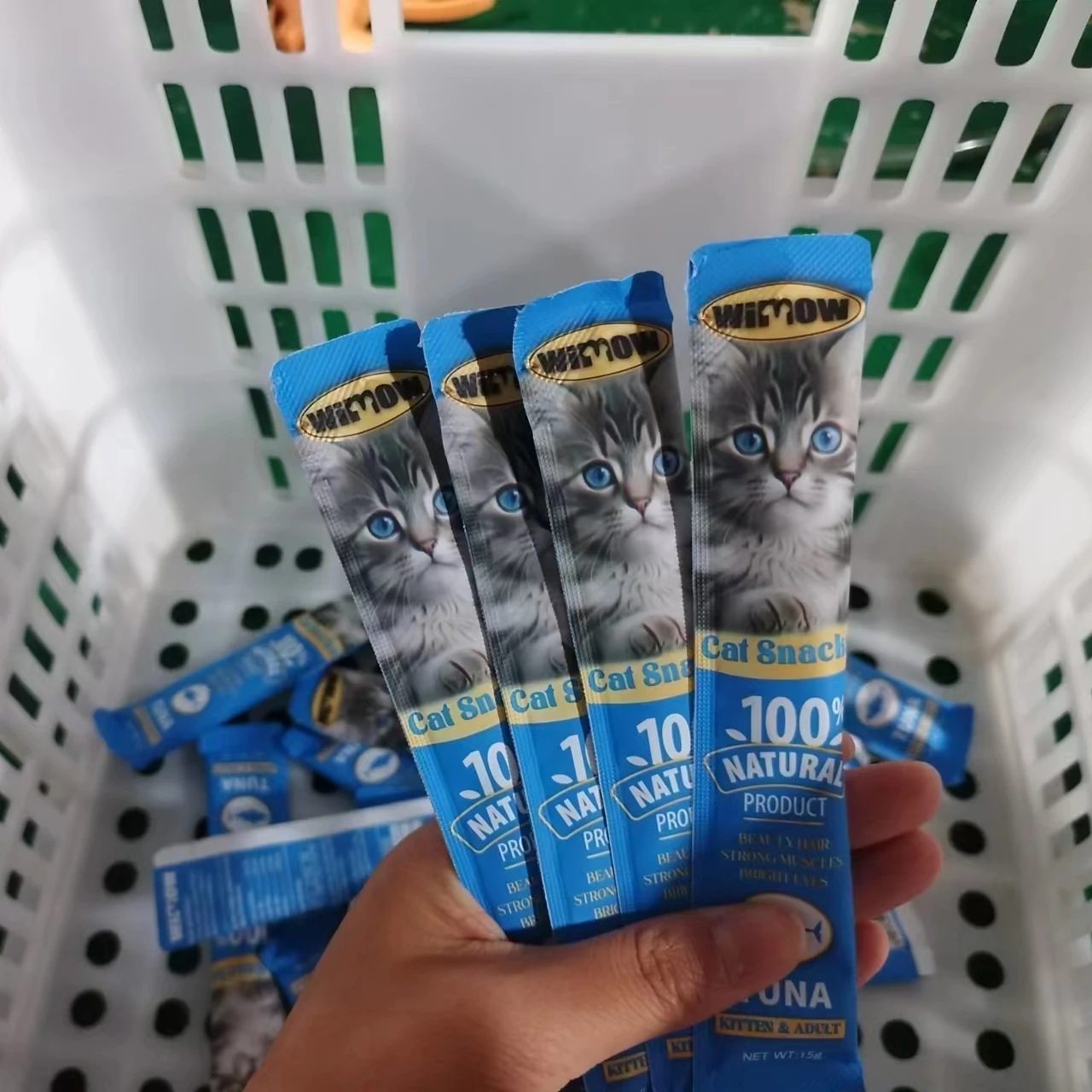 Factory cat snacks pet poached food ODM/OEM dog snacks Poached tuna and goat milk chicken breast Cat strip cat wet food