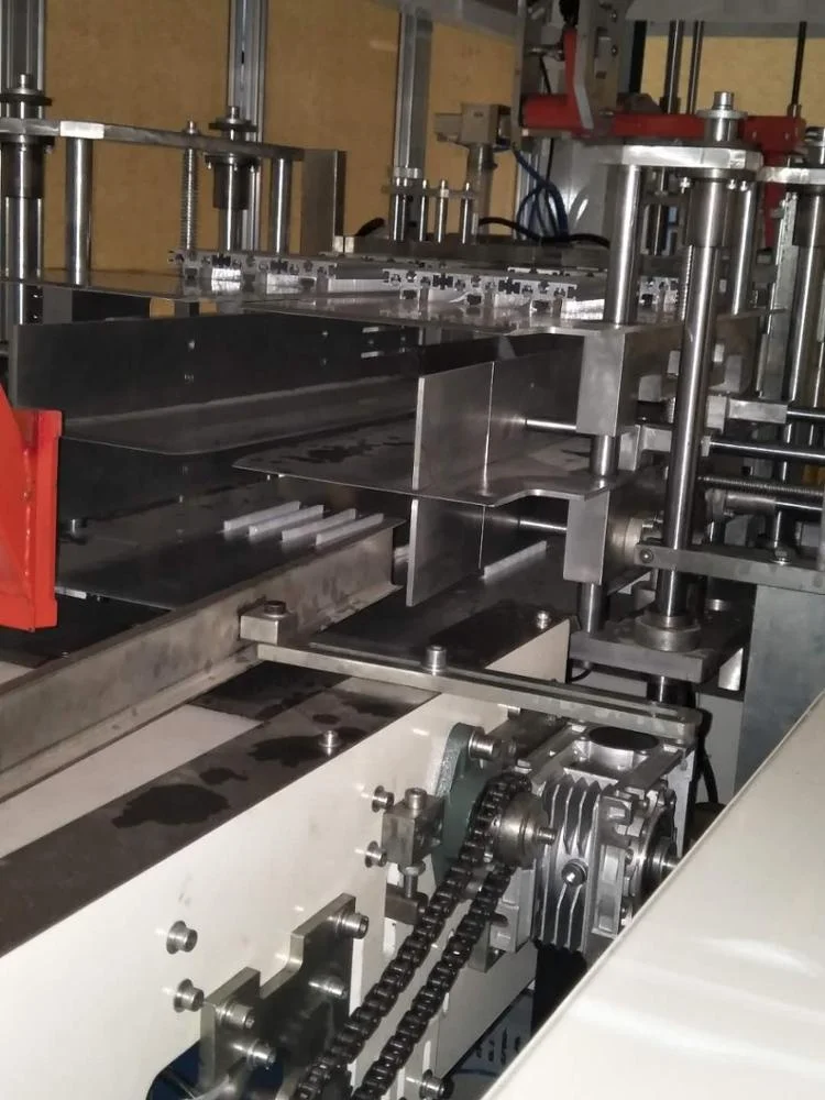 Full servo multi rolls toilet paper and kitchen towel paper packing machine