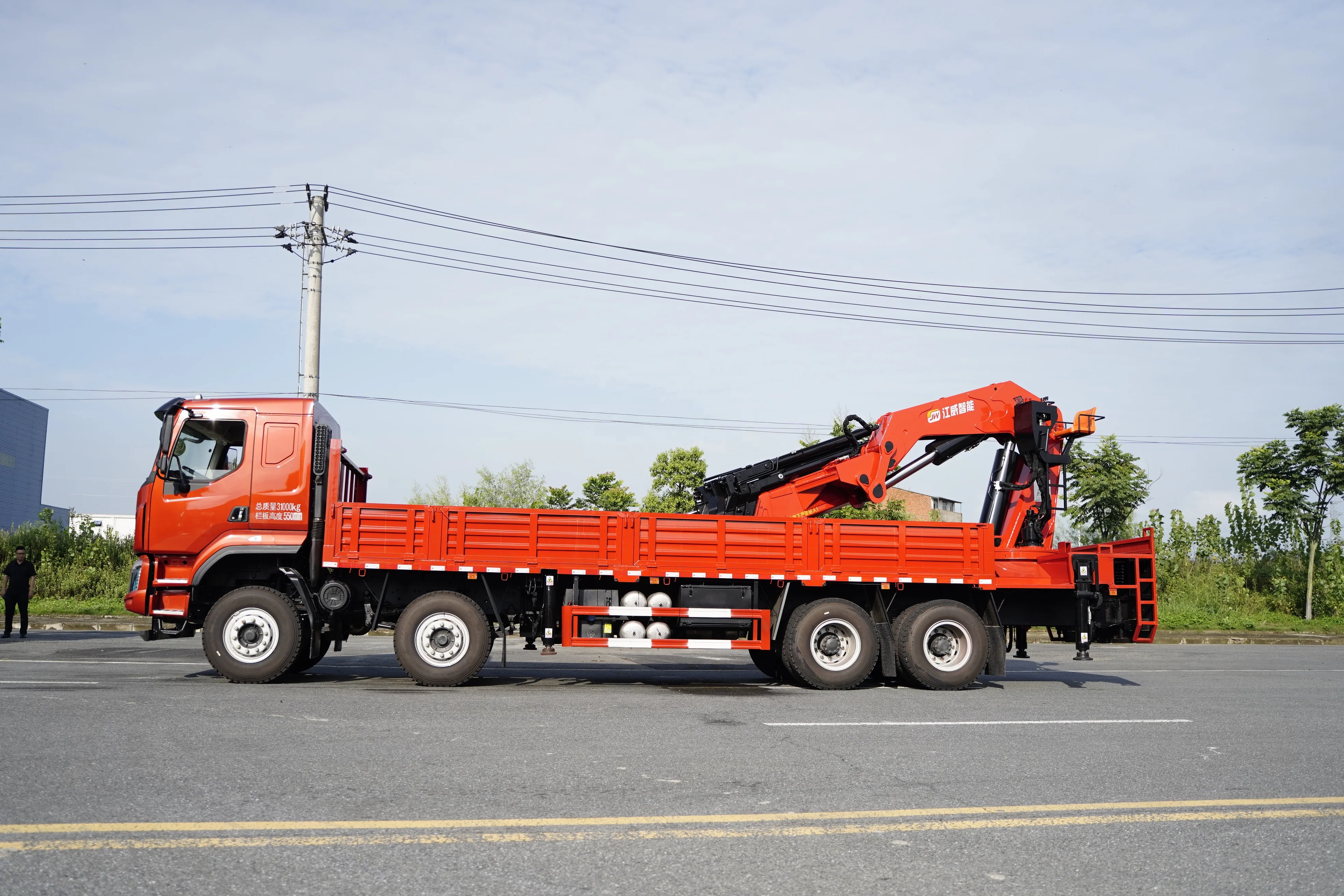 Large brand high-quality factory direct sales of 130 tons of large tonnage cranes used for lifting heavy objects