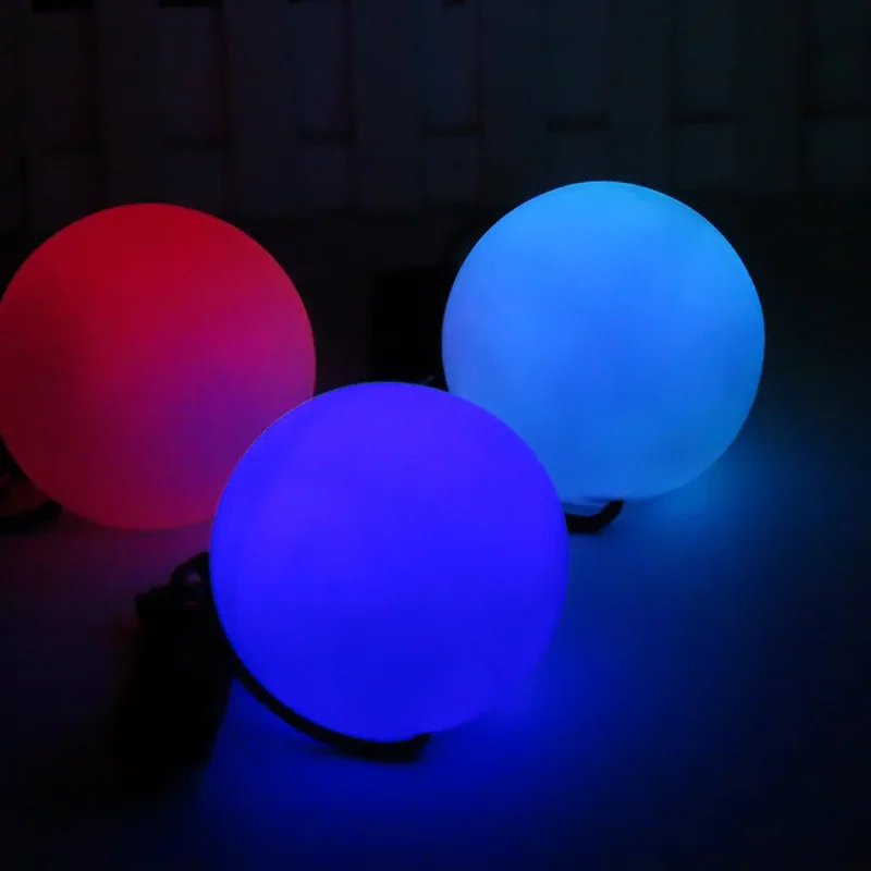 Fashionable Colorful Fantastic Thrown Juggling Belly Dance Led Poi Ball Outdoor Spin Soft PVC Light Up Led Juggling Ball