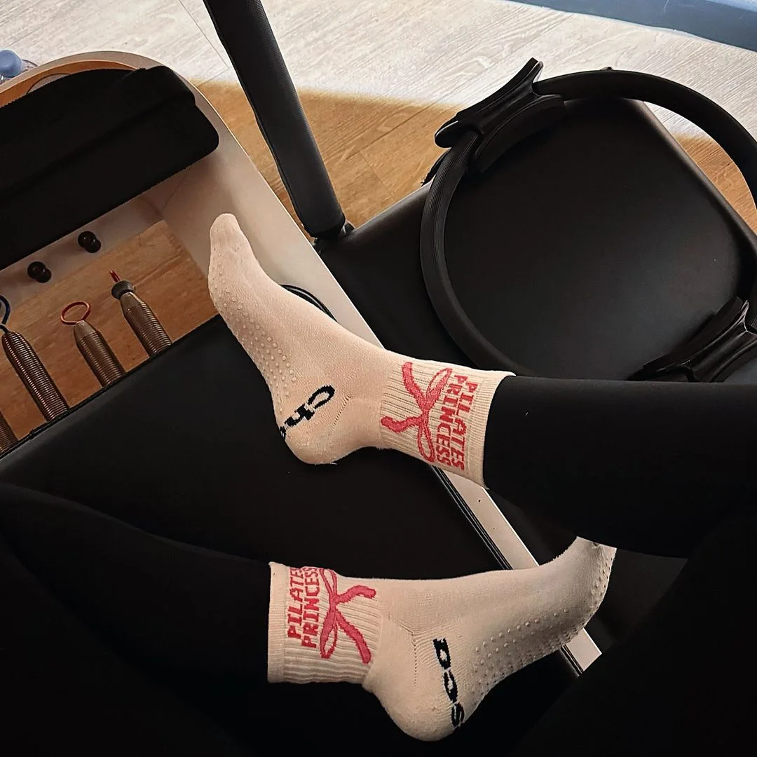 2024 Новинка женские хлопковые нескользящие носки для танцев