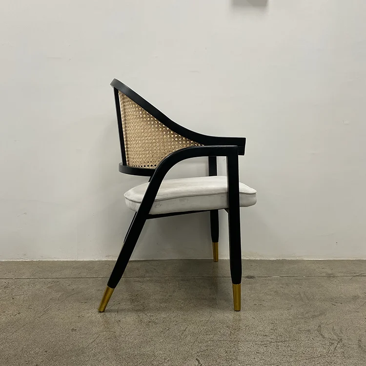 Customized Luxury Dining Chair Wood Dining Room Chair with Removable Cushion for Modern Restaurant or Homes