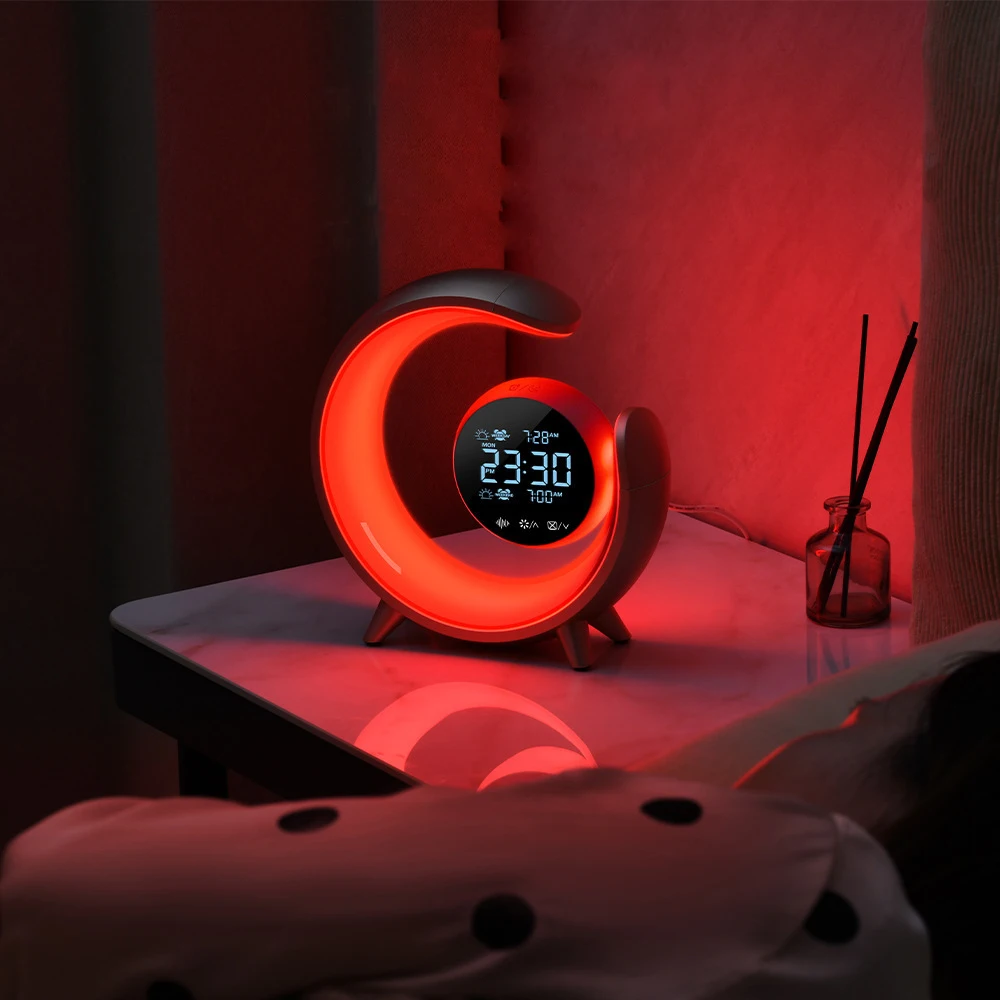 2023 RGB освещение внешнее будильник светодиодная прикроватная лампа зарядное устройство для смартфона новый аппарат облегчения сна с белым шумом